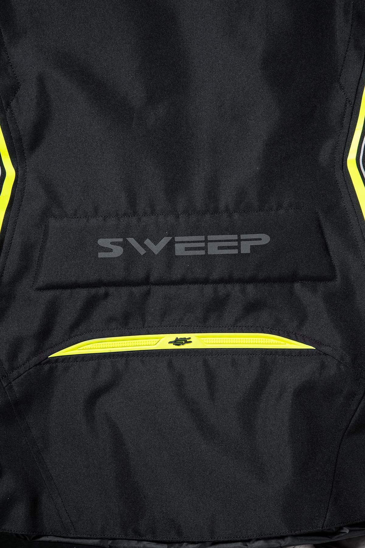 Sweep Outback vedenpitävä ajotakki, musta/keltainen, D-mitoitus